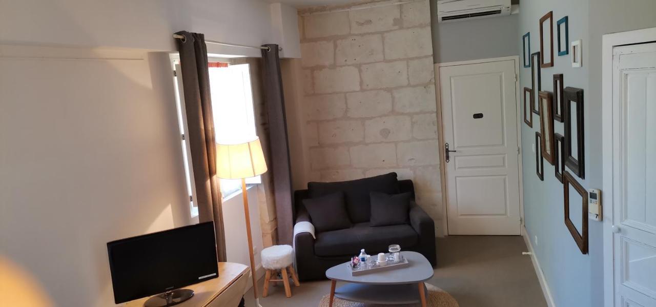 La Demeure Du Goupil Bed & Breakfast Brissac-Quince Dış mekan fotoğraf