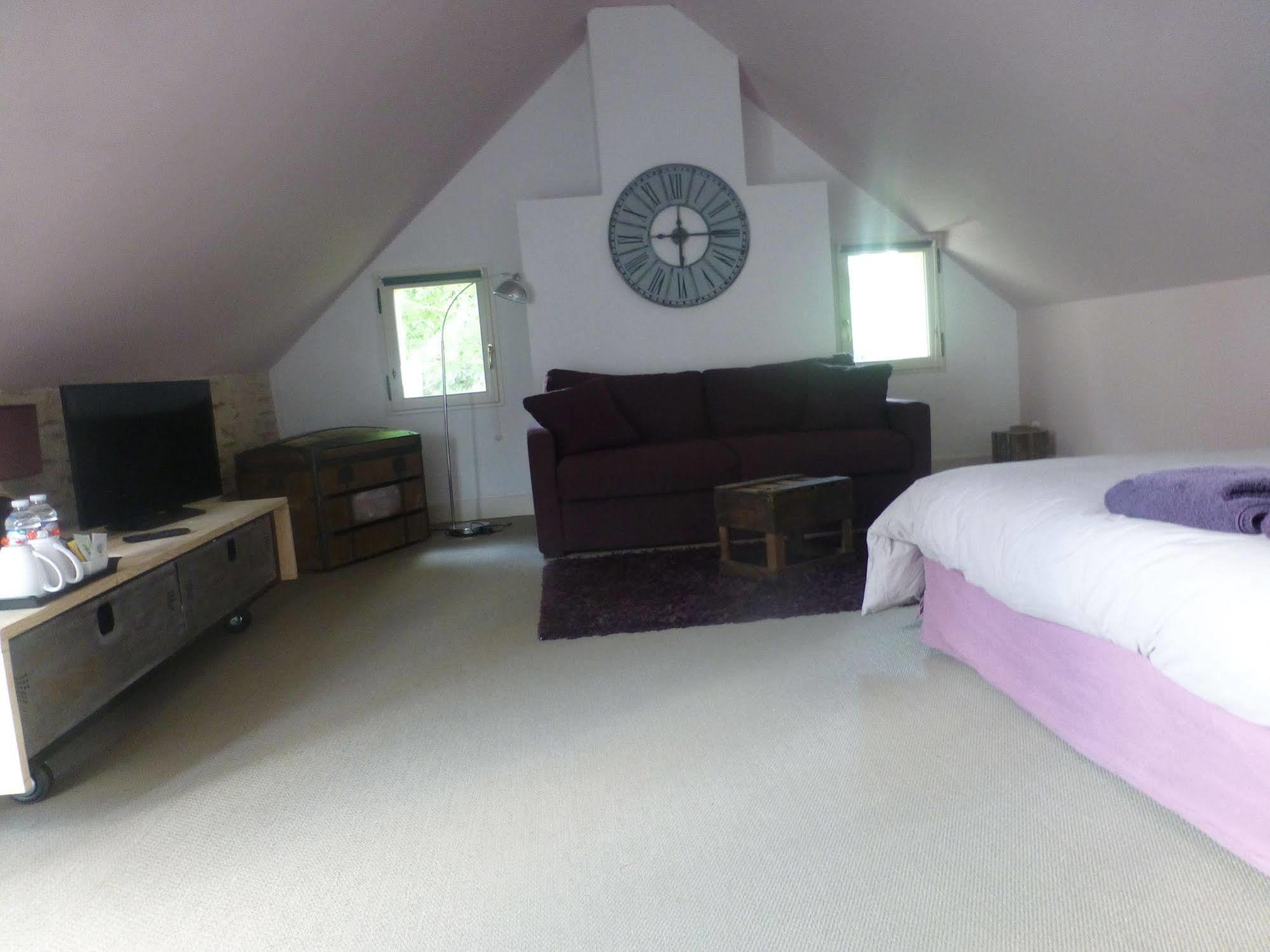 La Demeure Du Goupil Bed & Breakfast Brissac-Quince Dış mekan fotoğraf